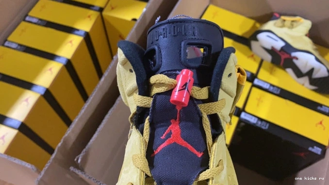 Chep Onekick CN1084-300 6 X JORDAN TRAVIS SCOTT YELLOW AIR 0811